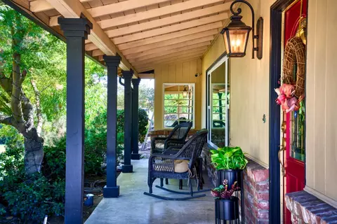 Exterior - 231 S Austin Rd, Manteca, CA 95336 photo 6 of 11