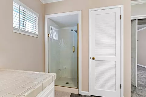 Bath - 231 S Austin Rd, Manteca, CA 95336 photo 4 of 4