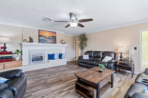 Living - 231 S Austin Rd, Manteca, CA 95336 photo 2 of 2