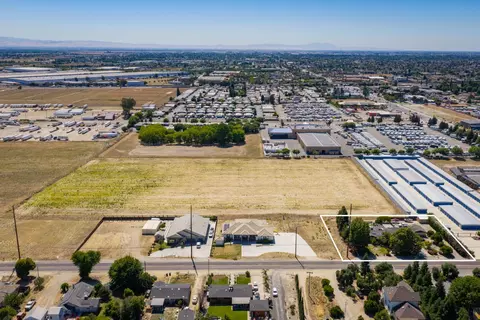 View/Area - 231 S Austin Rd, Manteca, CA 95336 photo 3 of 3