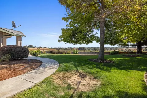 8300 Jantzen Rd, Modesto, CA 95357 photo 58