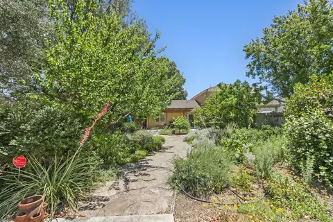 Exterior - 5537 Marden St, Davis, CA 95618 photo 11 of 16