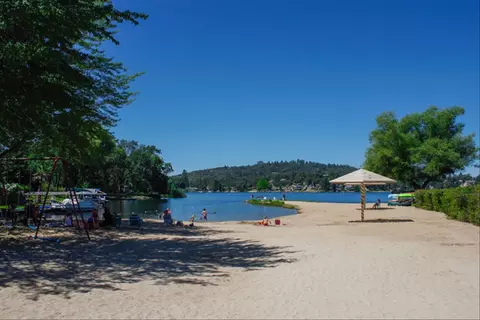 11594 Madrone Ct, Auburn, CA 95602