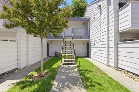 8252 Center Pkwy #79, Sacramento, CA 95823