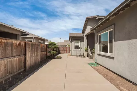 2573 Feathermint Ln, Turlock, CA 95382 photo 38