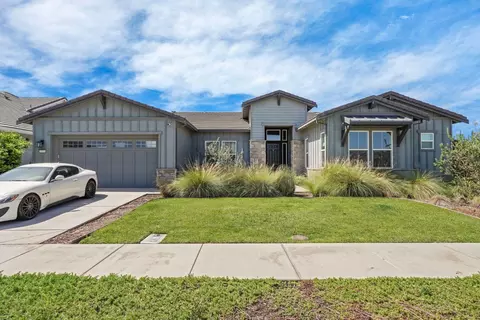 2573 Feathermint Ln, Turlock, CA 95382 photo 3