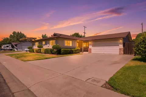 2306 Monticello Ave, Modesto, CA 95350