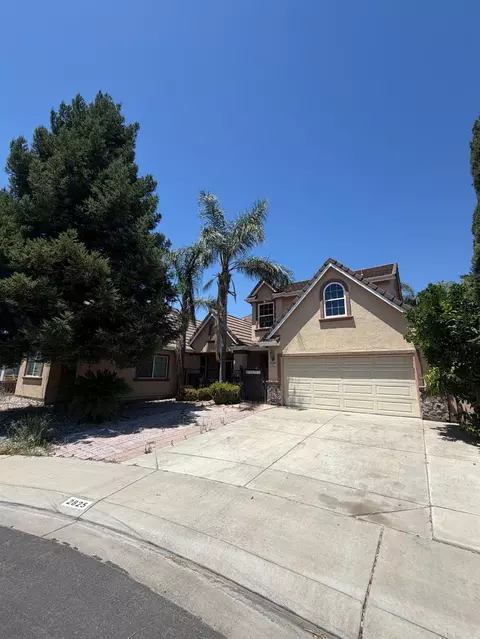 2825 Donner Trl, Riverbank, CA 95367