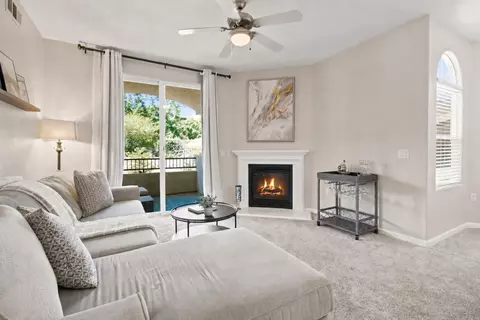 700 Moon Cir #738, Folsom, CA 95630