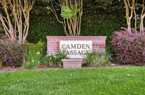 8804 Bradbury Ct, Elk Grove, CA 95624