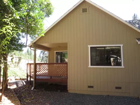 Exterior - 19245 Geisendorfer Rd, Applegate, CA 95703 photo 7 of 17
