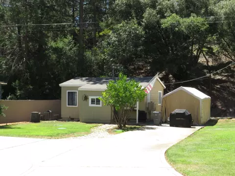 Exterior - 19245 Geisendorfer Rd, Applegate, CA 95703 photo 13 of 17