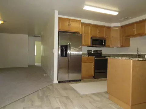 Kitchen - 19245 Geisendorfer Rd, Applegate, CA 95703 photo 5 of 6