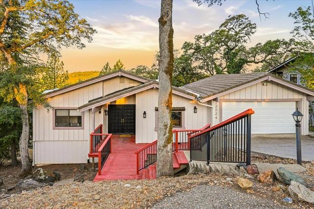 12524 Jayhawk Ct, Penn Valley, CA 95946
