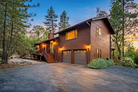 3560 Sugar View Rd, Meadow Vista, CA 95722
