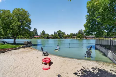 Exterior - 3127 Woods Cir, Davis, CA 95616 photo 16 of 21