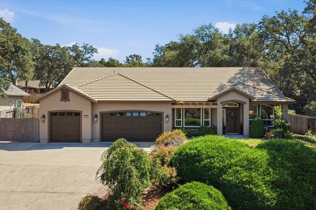 2861 Osborne Rd, Cameron Park, CA 95682