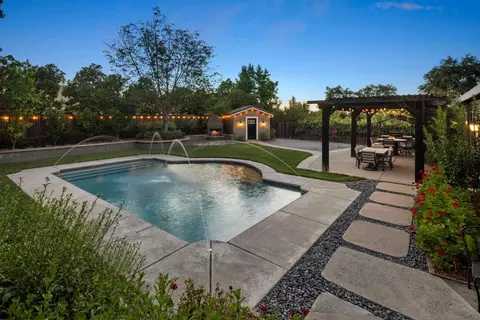 Exterior - 5730 Morningside Ct, Rocklin, CA 95677 photo 2 of 37
