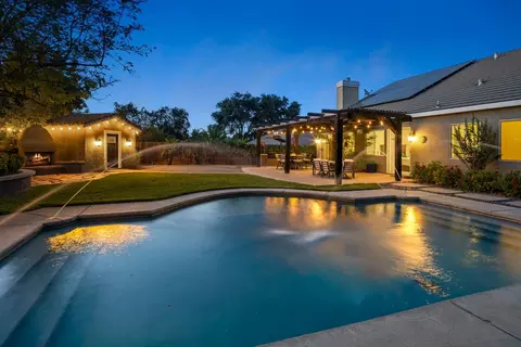 Exterior - 5730 Morningside Ct, Rocklin, CA 95677 photo 8 of 37