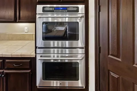 Kitchen - 5730 Morningside Ct, Rocklin, CA 95677 photo 6 of 7
