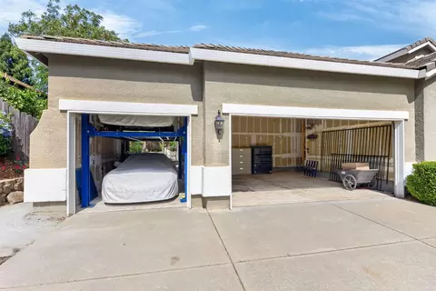 Exterior - 5730 Morningside Ct, Rocklin, CA 95677 photo 16 of 37