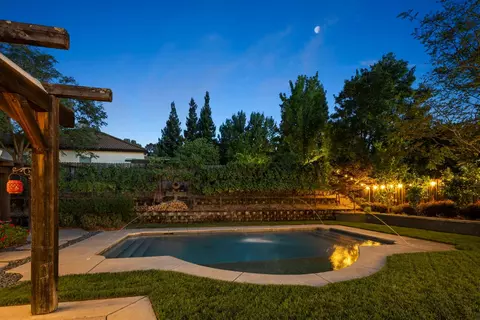Exterior - 5730 Morningside Ct, Rocklin, CA 95677 photo 10 of 37