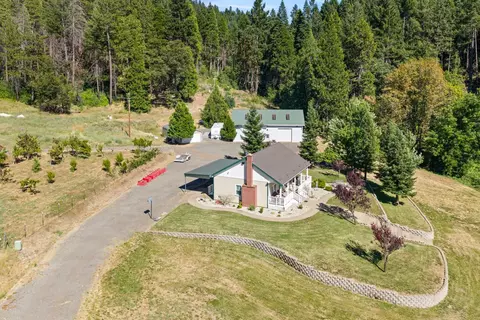 1237 Cable Rd, Camino, CA 95709 photo 2