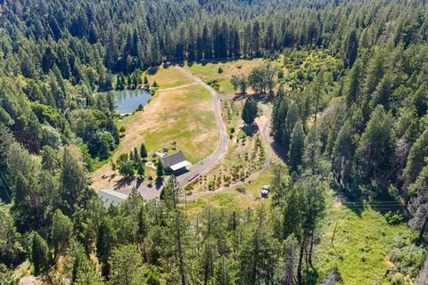 1237 Cable Rd, Camino, CA 95709 photo 3