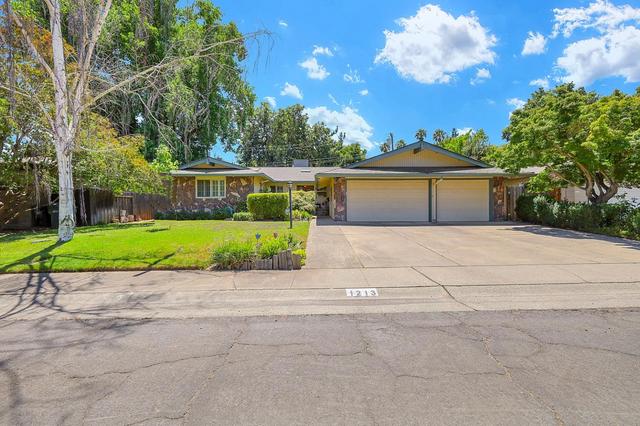 1213 Gary Way, Carmichael, CA 95608