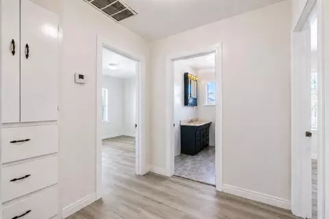 912 Turner St, Modesto, CA 95351 photo 8