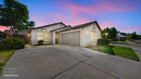 831 Emily St, Turlock, CA 95382