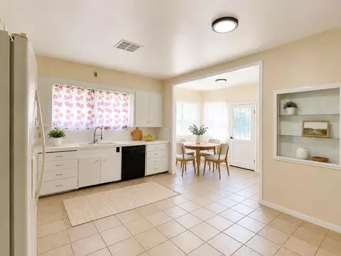 Kitchen - 1149 Laurel St, Gridley, CA 95948 photo 1 of 3