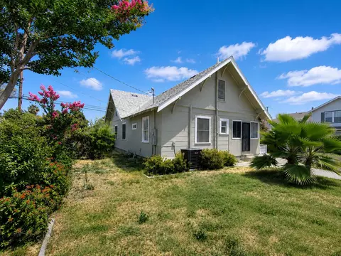 Exterior - 1149 Laurel St, Gridley, CA 95948 photo 5 of 8