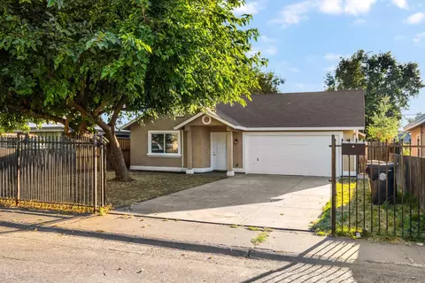 3919 Huron St, Sacramento, CA 95838