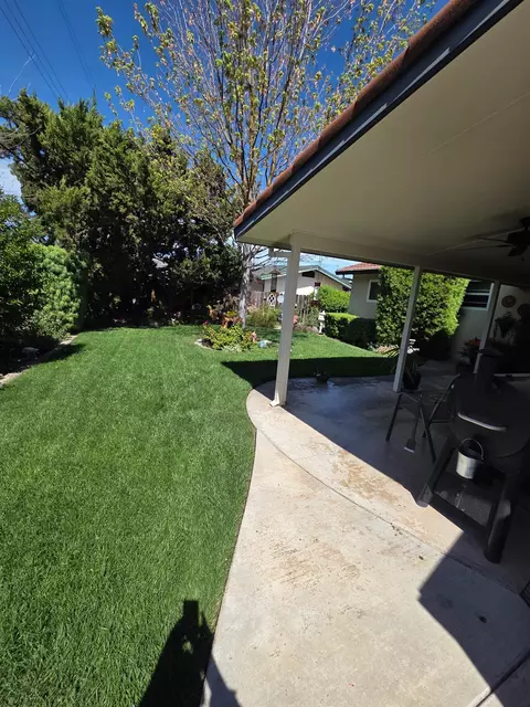 631 Baker Dr, Ripon, CA 95366 photo 2