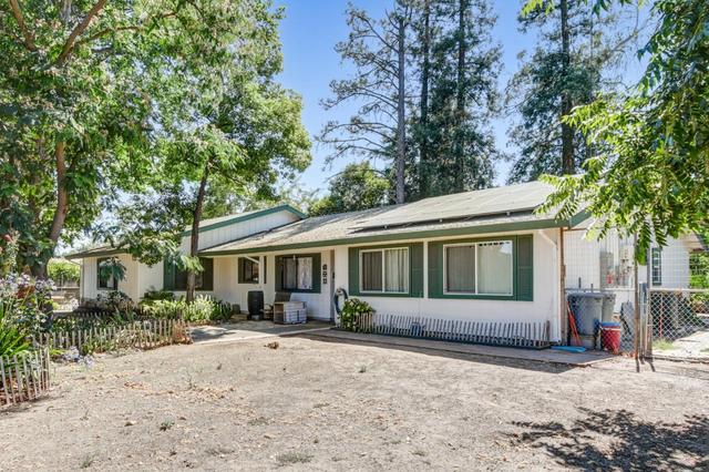 4833 College Oak Dr, Sacramento, CA 95841