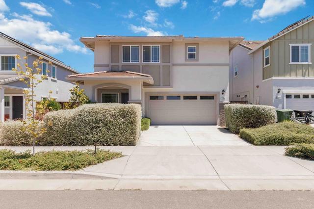 3305 America Dr, Lincoln, CA 95648