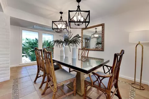 Dining - 909 Newcastle Ct, Modesto, CA 95355 photo 1 of 6