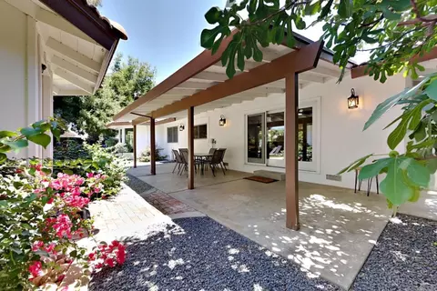 Exterior - 909 Newcastle Ct, Modesto, CA 95355 photo 6 of 33
