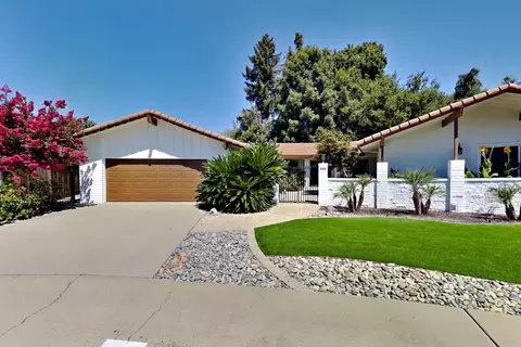 Exterior - 909 Newcastle Ct, Modesto, CA 95355 photo 26 of 33