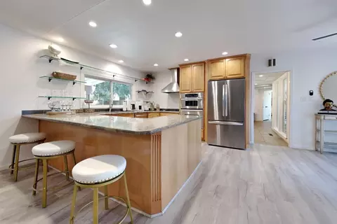 Kitchen - 909 Newcastle Ct, Modesto, CA 95355 photo 11 of 12
