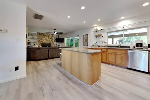 Kitchen - 909 Newcastle Ct, Modesto, CA 95355 photo 3 of 12