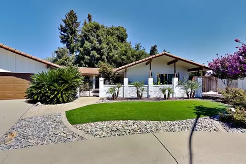 Exterior - 909 Newcastle Ct, Modesto, CA 95355 photo 2 of 33