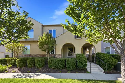 3137 Forney Way, Sacramento, CA 95816