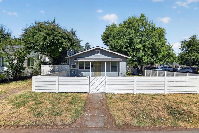 2297 Beaumont St, Sacramento, CA 95815