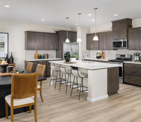 1749 Lockwood Dr, Plumas Lake, CA 95961