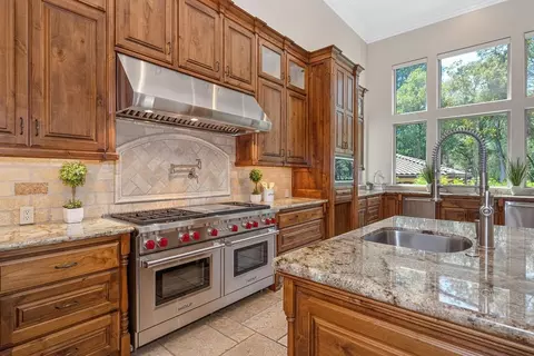 Kitchen - 4580 Lake Forest Dr, Loomis, CA 95650 photo 4 of 14