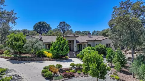 Exterior - 4580 Lake Forest Dr, Loomis, CA 95650 photo 3 of 35