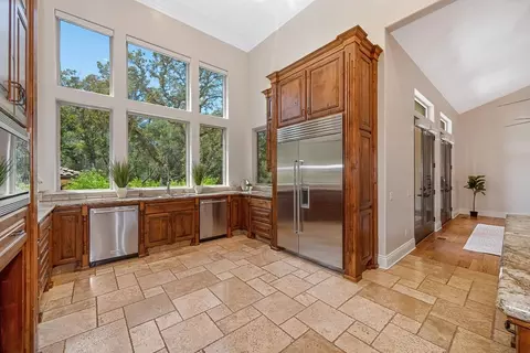 Kitchen - 4580 Lake Forest Dr, Loomis, CA 95650 photo 7 of 14