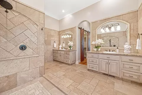 Bath - 4580 Lake Forest Dr, Loomis, CA 95650 photo 6 of 6